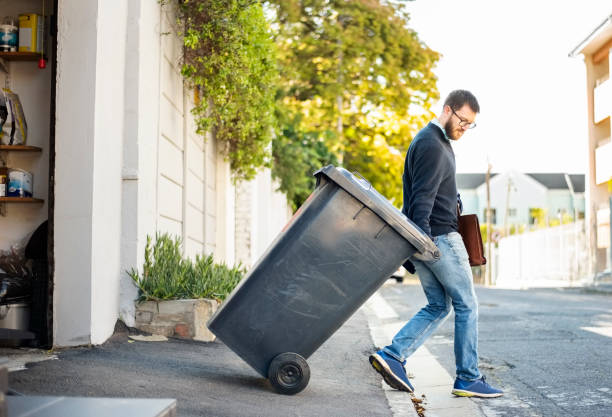 Best Construction Debris Removal  in Highland Park, IL
